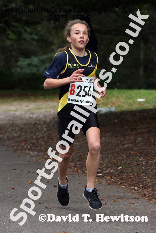 Girls under-13s ERRA Road Relays, Sutton Coldifield, Birmingham. Photo: David T. Hewitson/Sports for All Pics